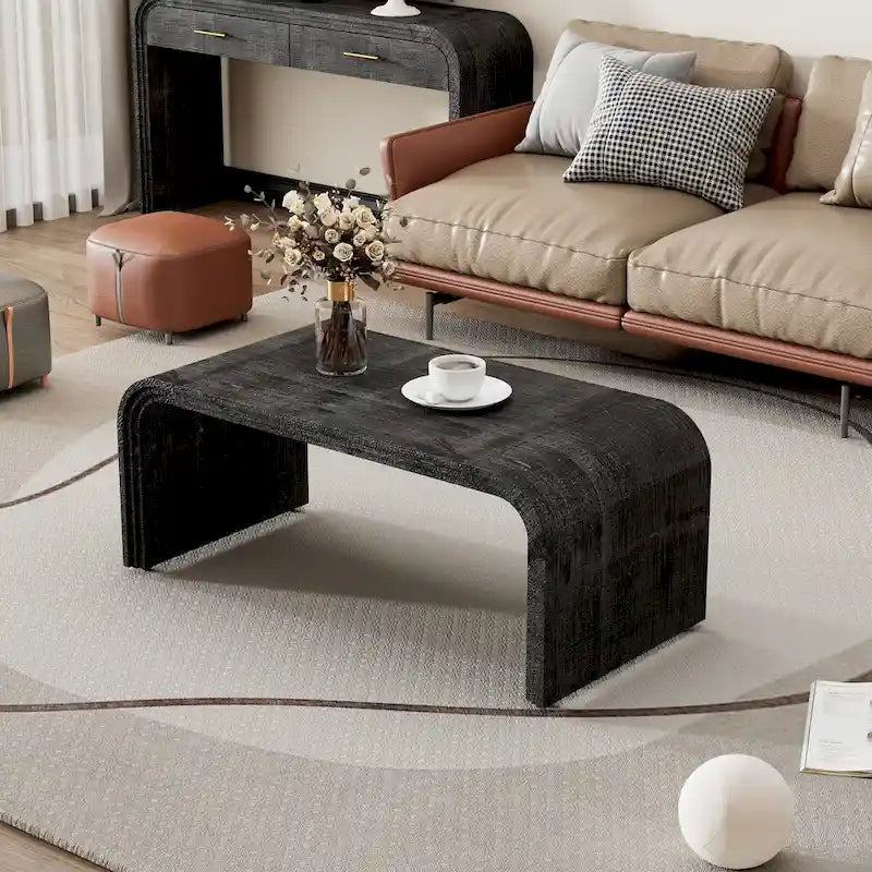 Table basse minimaliste au design Art déco incurvé